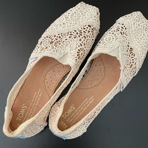 Toms Women’s Natural Crochet Alpargata Slip-On Shoes Size 6.5 - New without tags